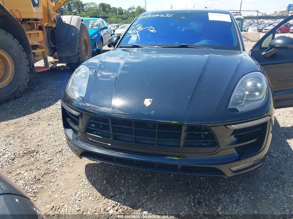 2018 PORSCHE MACAN GTS