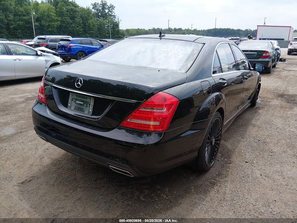 2013 MERCEDES-BENZ S 550 S550