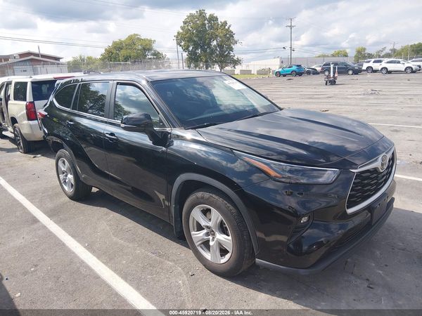 2023 TOYOTA HIGHLANDER LE