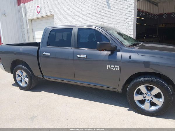 2017 RAM 1500 LONE STAR  4X4 5'7 BOX
