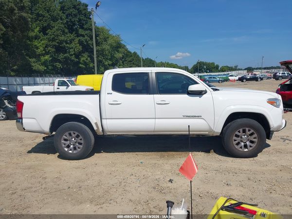 2017 TOYOTA TACOMA SR5 V6
