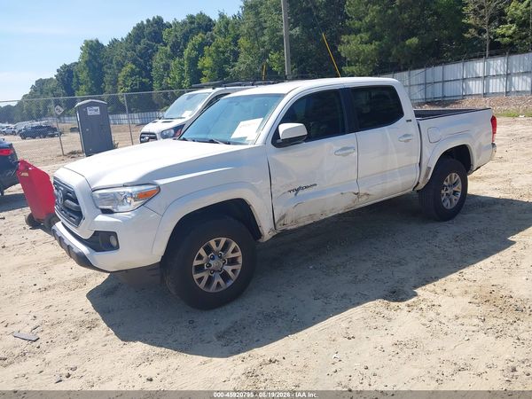2017 TOYOTA TACOMA SR5 V6