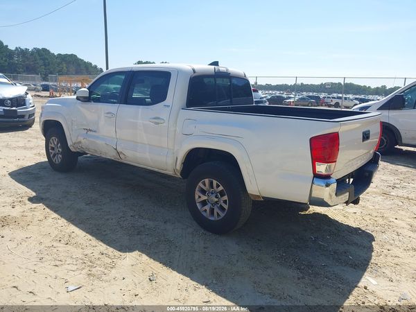 2017 TOYOTA TACOMA SR5 V6
