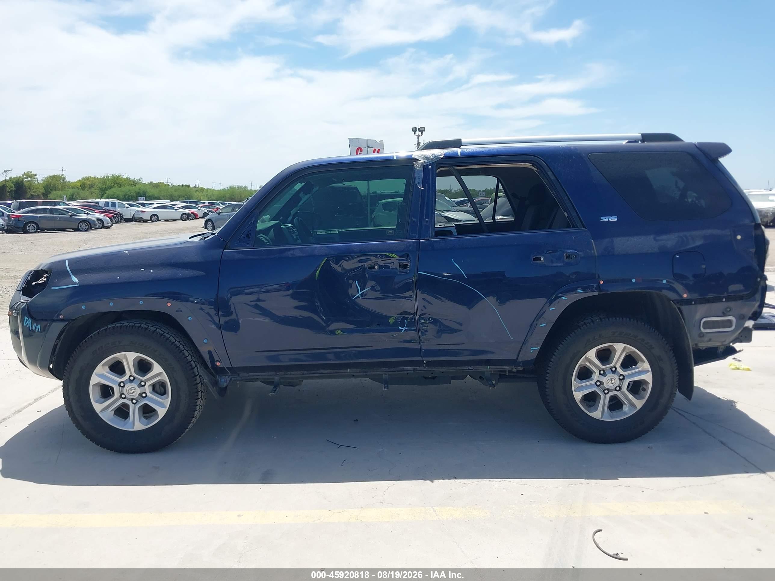 2019 TOYOTA 4RUNNER SR5