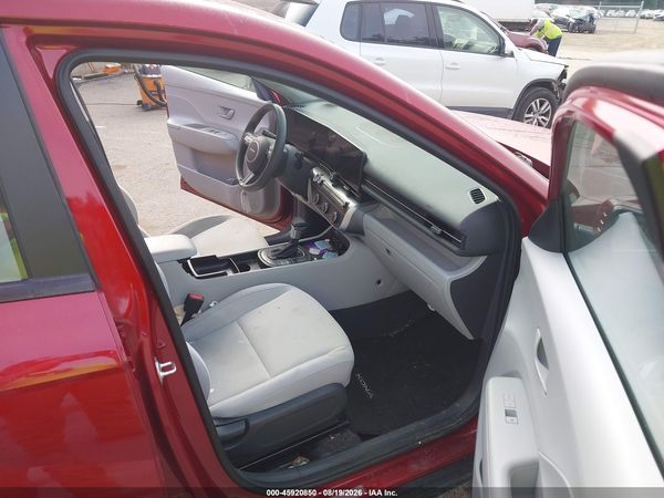 2025 HYUNDAI KONA SE
