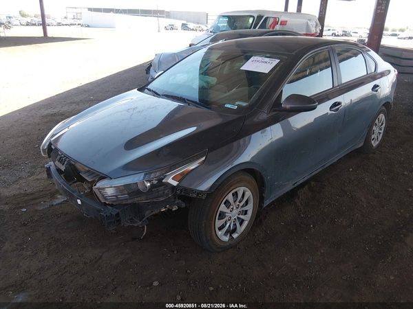2023 KIA FORTE LX