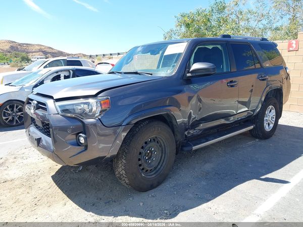 2023 TOYOTA 4RUNNER SR5