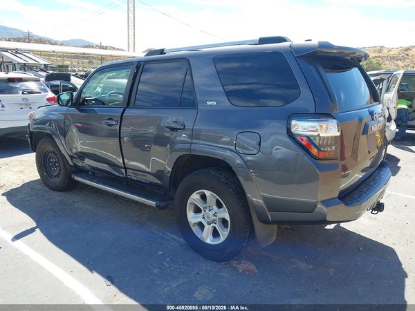 2023 TOYOTA 4RUNNER SR5