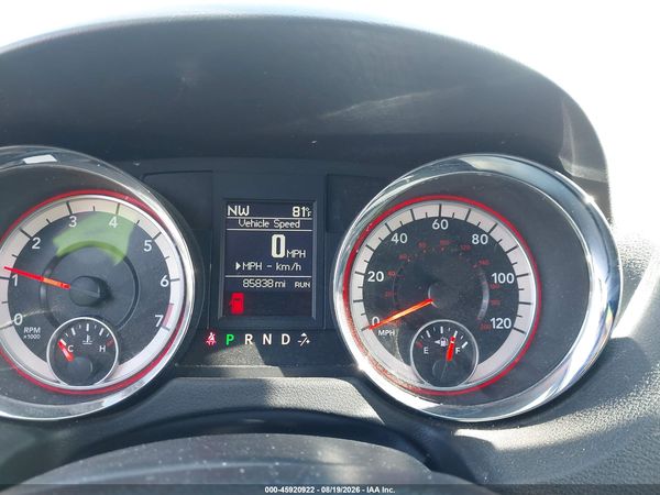 2017 DODGE GRAND CARAVAN GT — I7