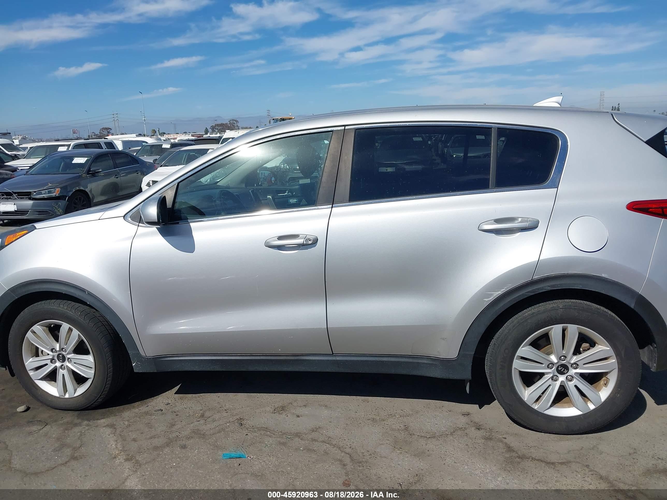 2017 KIA SPORTAGE LX