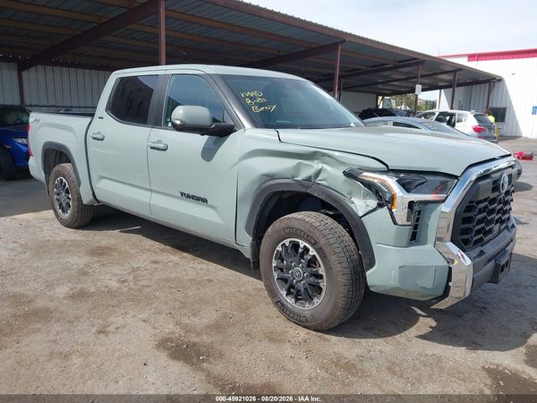 2024 TOYOTA TUNDRA SR5