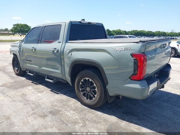 2022 TOYOTA TUNDRA SR5