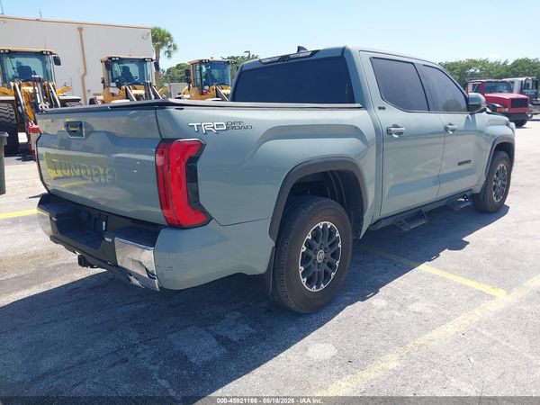 2022 TOYOTA TUNDRA SR5