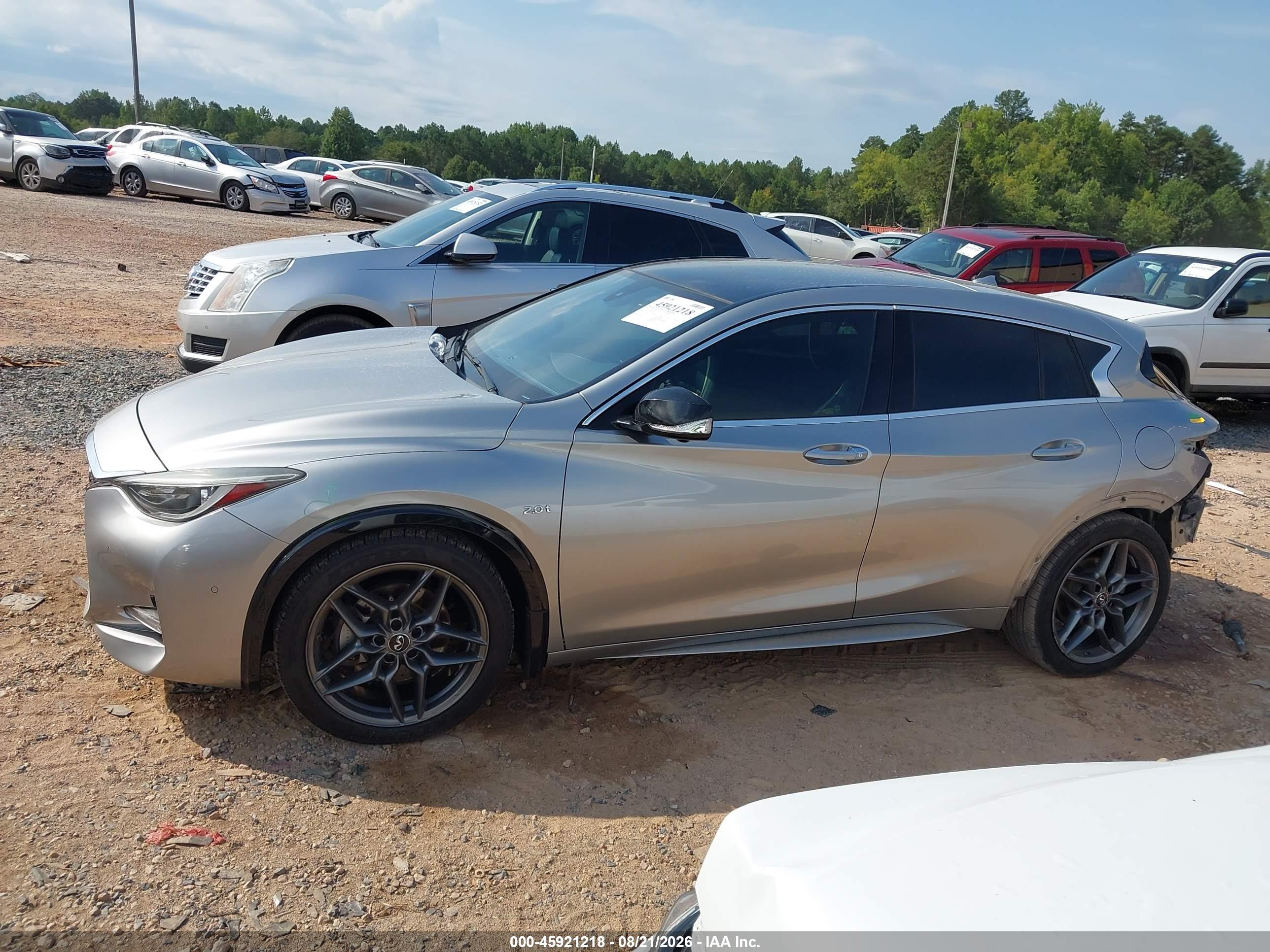 2018 INFINITI QX30 SPORT
