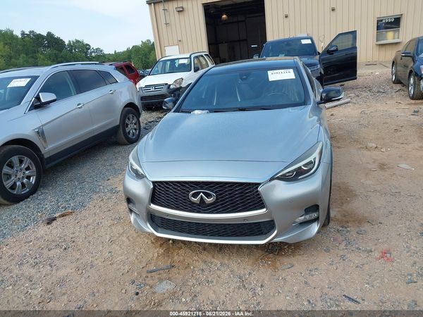 2018 INFINITI QX30 SPORT
