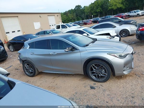 2018 INFINITI QX30 SPORT