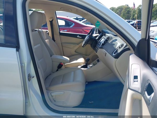 2017 VOLKSWAGEN TIGUAN 2.0T/2.0T S — I5