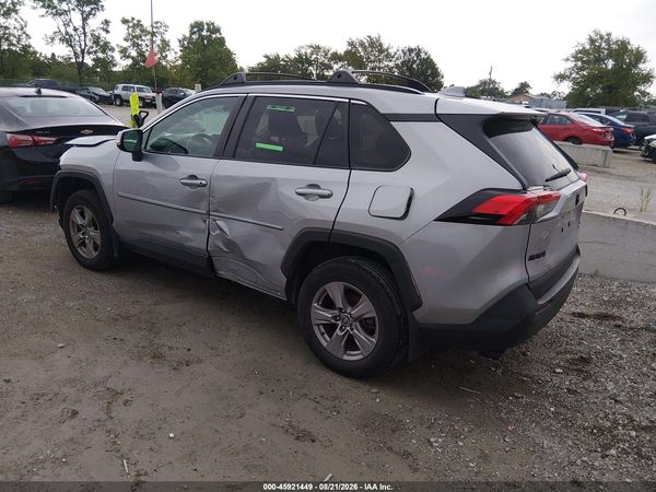 2022 TOYOTA RAV4 XLE — I3