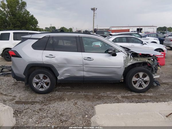 2022 TOYOTA RAV4 XLE — I116