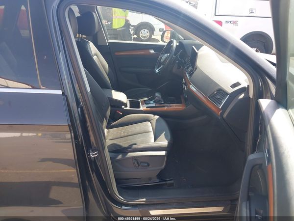 2021 AUDI Q5 — I5