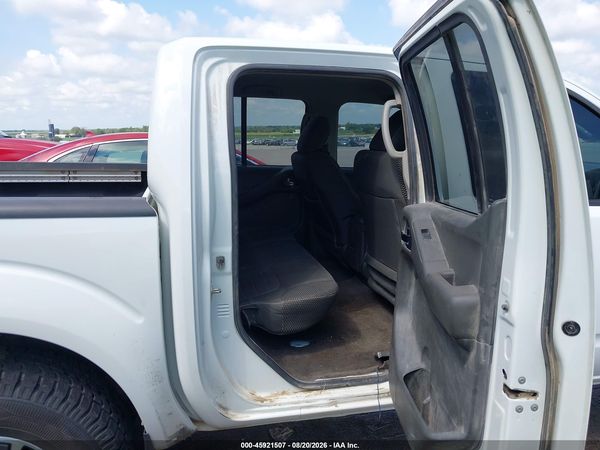 2018 NISSAN FRONTIER PRO-4X — I8
