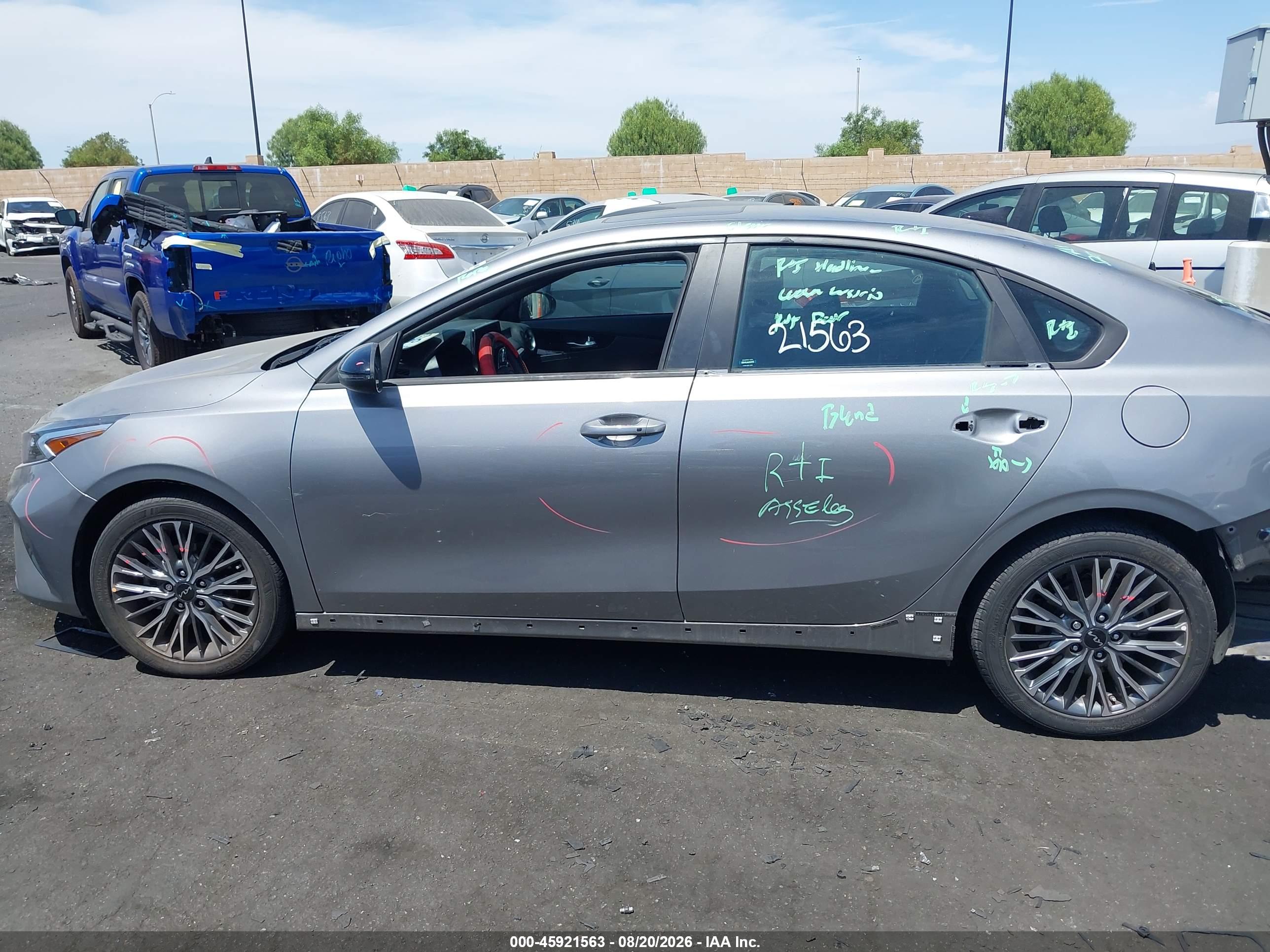 2024 KIA FORTE GT-LINE