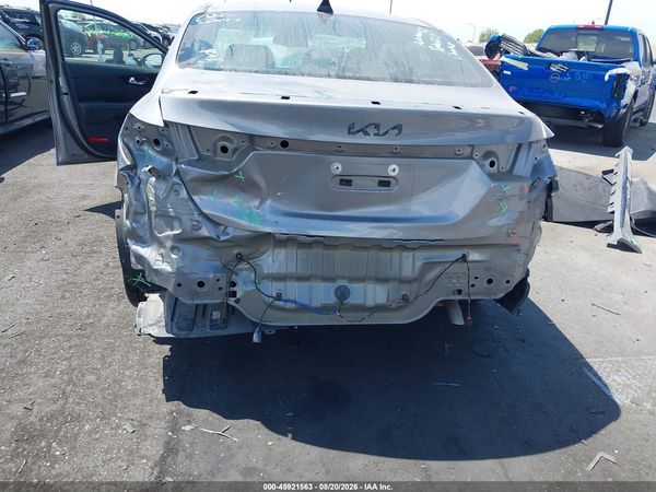 2024 KIA FORTE GT-LINE