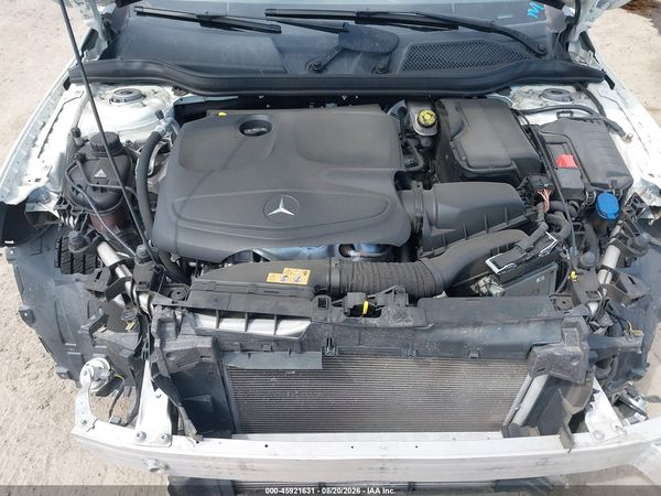 2017 MERCEDES-BENZ GLA 250 4MATIC