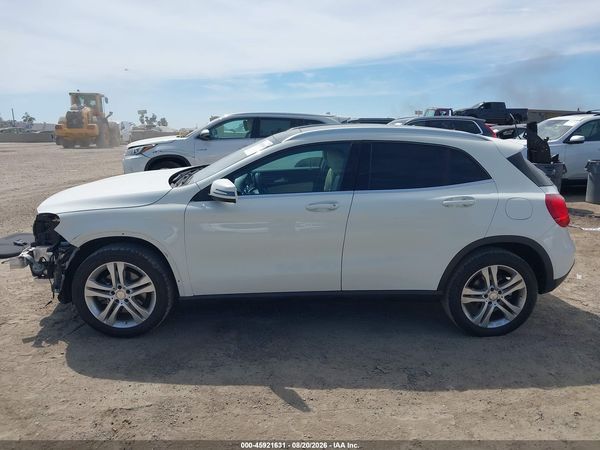 2017 MERCEDES-BENZ GLA 250