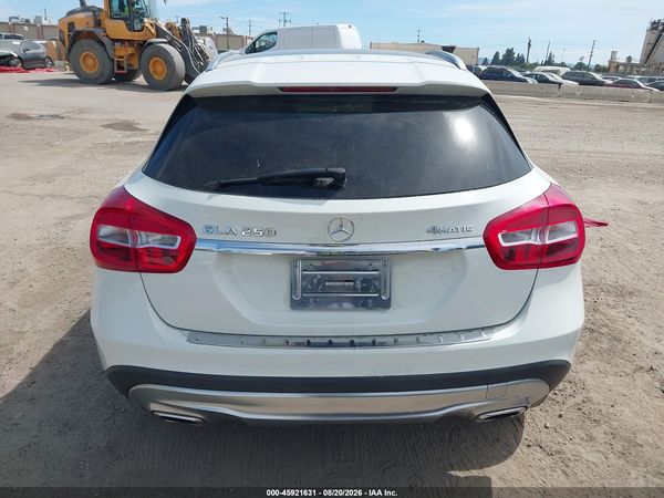 2017 MERCEDES-BENZ GLA 250 4MATIC