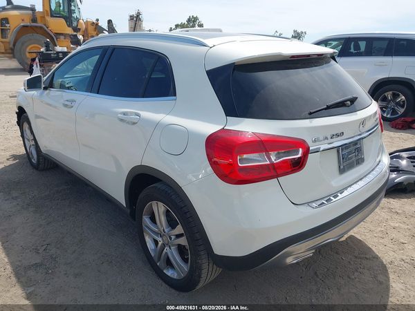 2017 MERCEDES-BENZ GLA 250 4MATIC