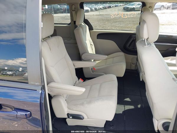 2014 DODGE GRAND CARAVAN SE — I8
