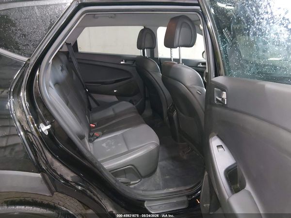 2017 HYUNDAI TUCSON SE PLUS