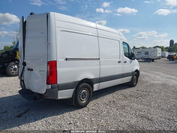 2022 MERCEDES-BENZ SPRINTER 2500 STANDARD ROOF V6
