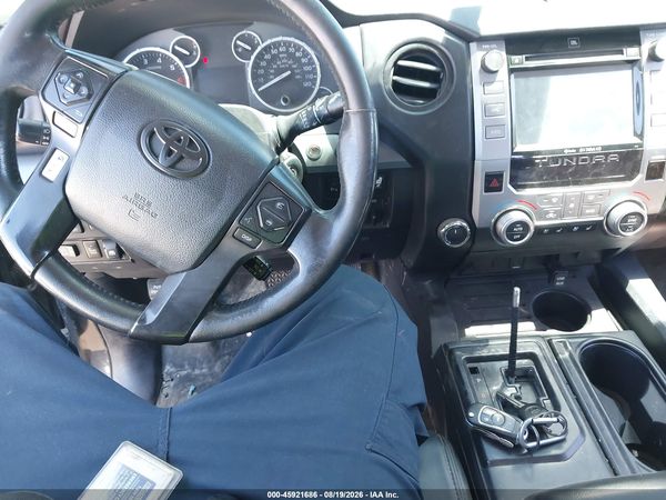 2016 TOYOTA TUNDRA PLATINUM 5.7L V8