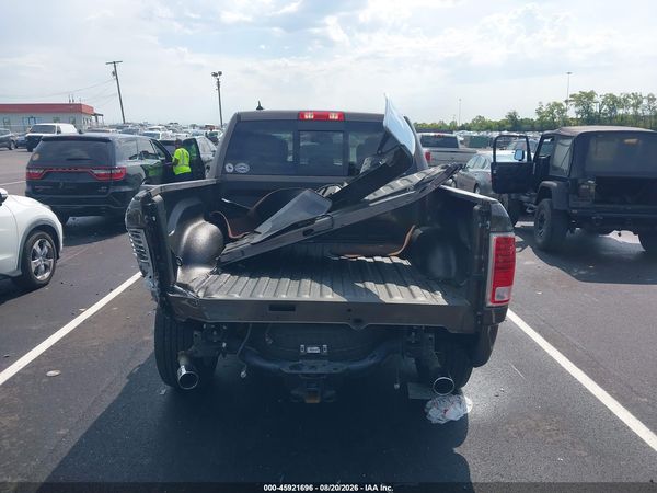 2018 RAM 1500 LARAMIE  4X4 5'7 BOX
