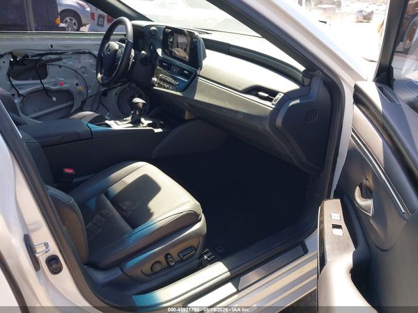 2024 LEXUS ES 300H 300h Premium