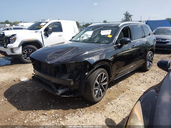 2020 VOLVO XC90 T6 MOMENTUM 6 PASSENGER