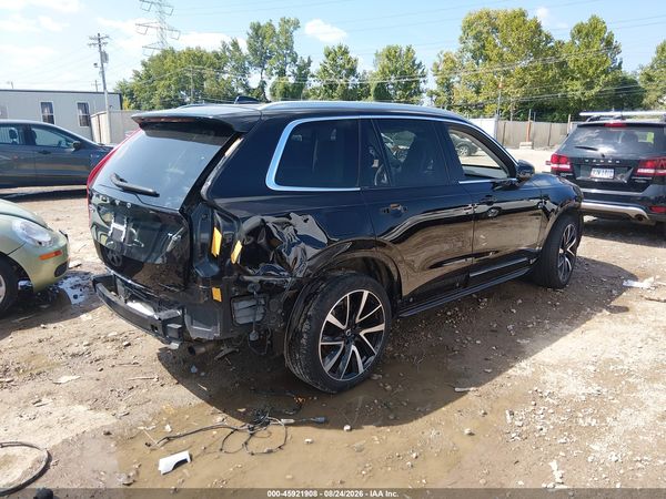 2020 VOLVO XC90 T6 MOMENTUM 6 PASSENGER