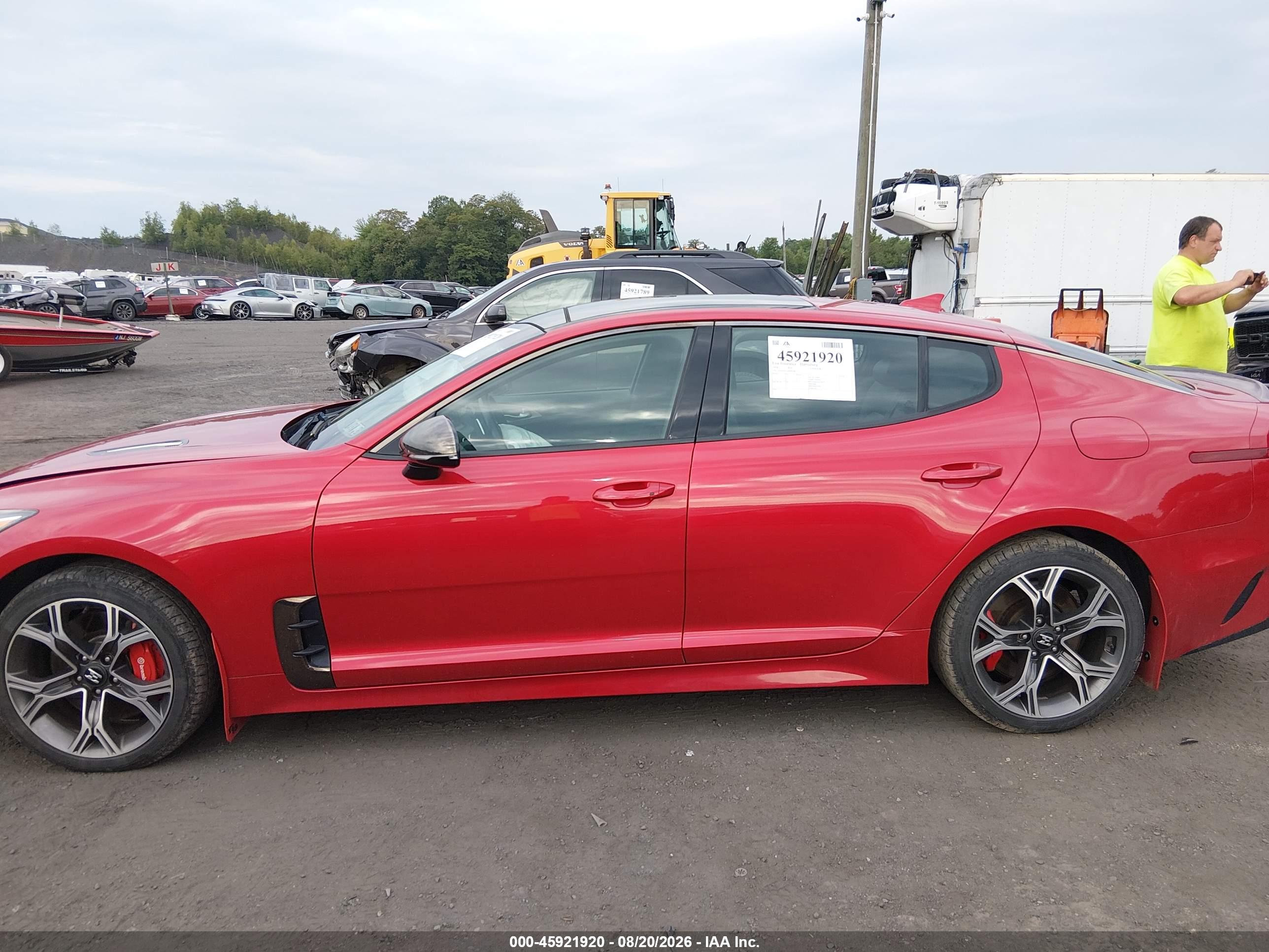 2018 KIA STINGER GT1