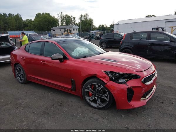 2018 KIA STINGER GT1
