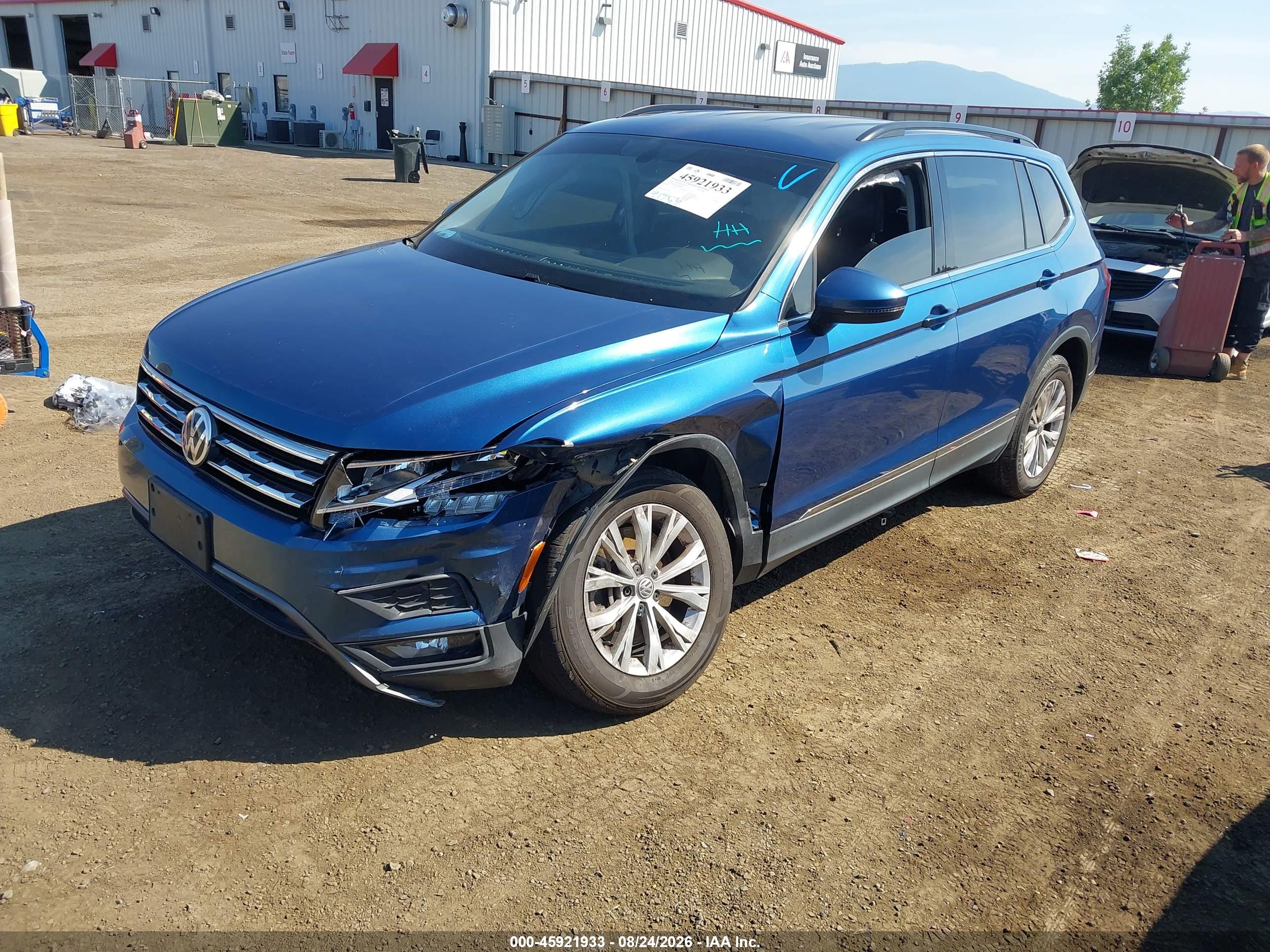 2018 VOLKSWAGEN TIGUAN 2.0T SE/2.0T SEL — I2