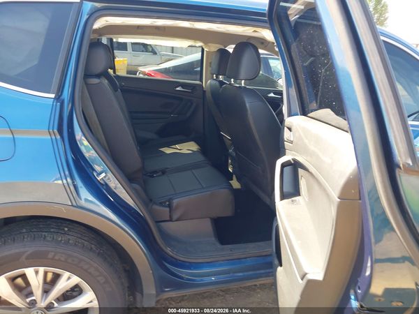 2018 VOLKSWAGEN TIGUAN 2.0T SE/2.0T SEL — I8
