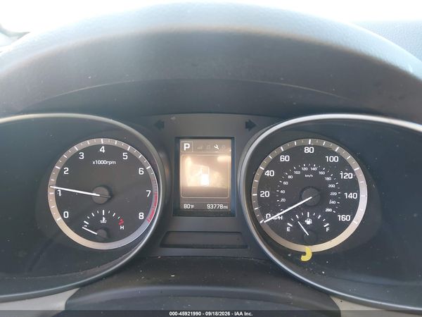 2018 HYUNDAI SANTA FE SE — I7