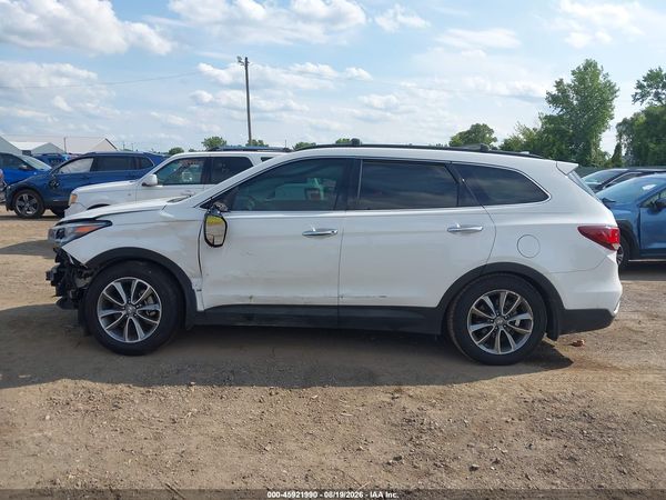 2018 HYUNDAI SANTA FE SE — I117