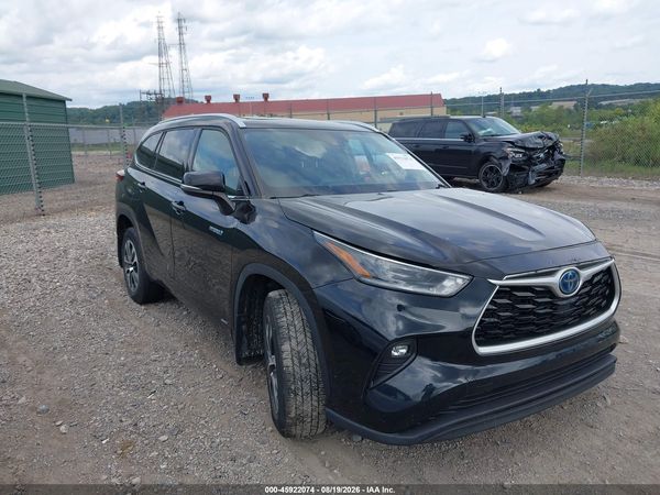 2021 TOYOTA HIGHLANDER HYBRID XLE
