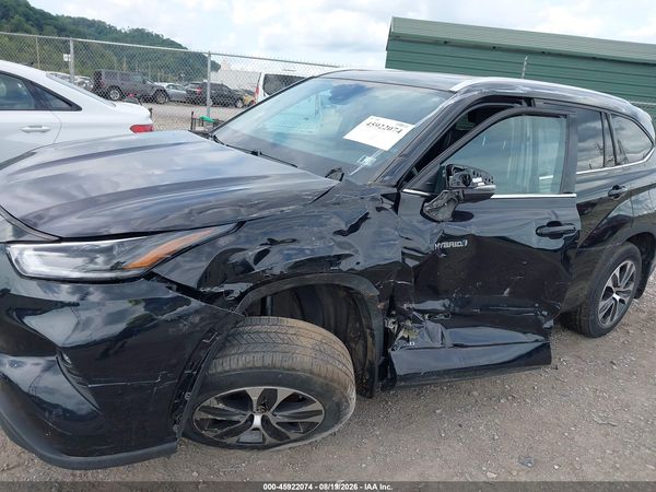 2021 TOYOTA HIGHLANDER HYBRID XLE