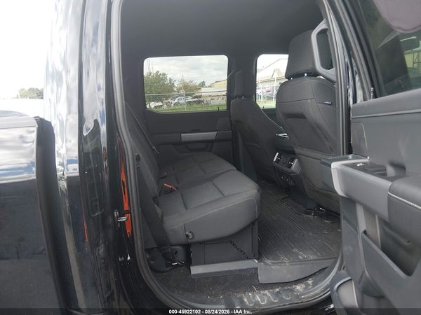 2025 FORD F-150 XLT — I8