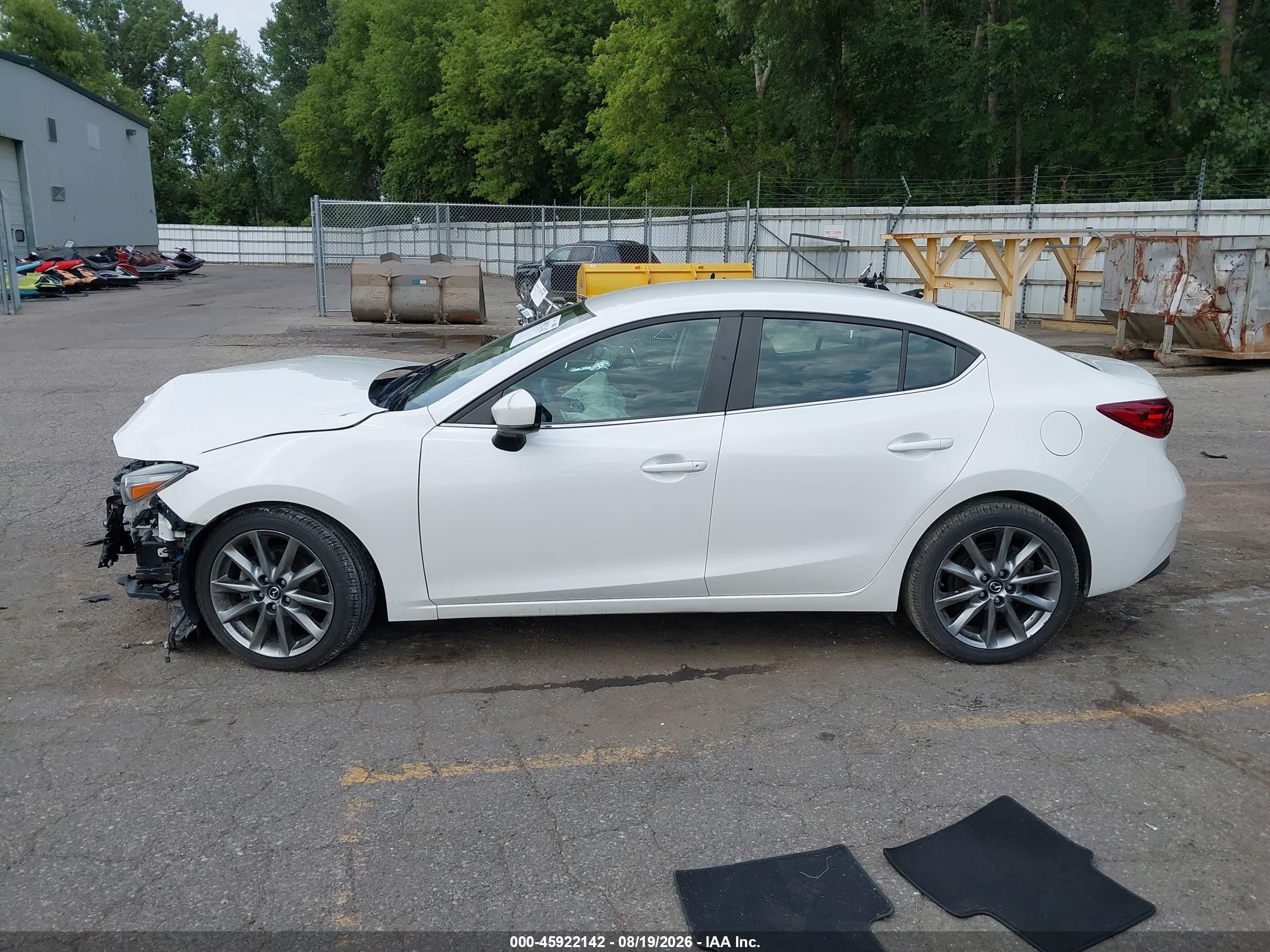 2017 MAZDA MAZDA3 SPORT