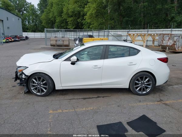 2017 MAZDA MAZDA3 SPORT